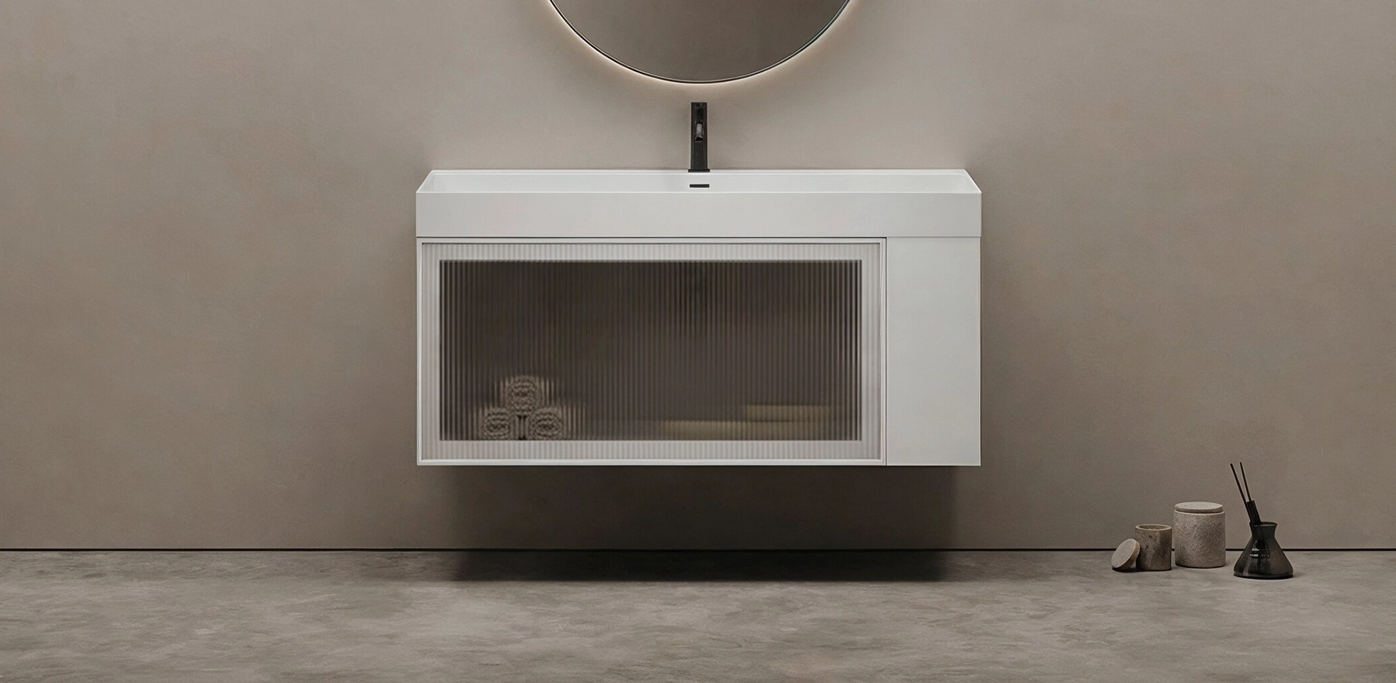 Brera-Sonia-Bath-mueble-cajon-blanco-vidrio-texturizado-estante-minimalista