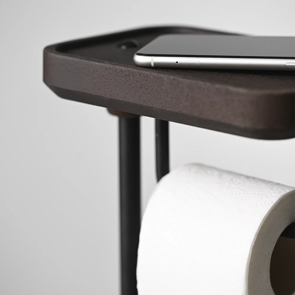 Sonia-bath-villa-dominicana-bathroom-equipment-free-standing-wc-paper-holder-brush-set-bioco-mocca-black