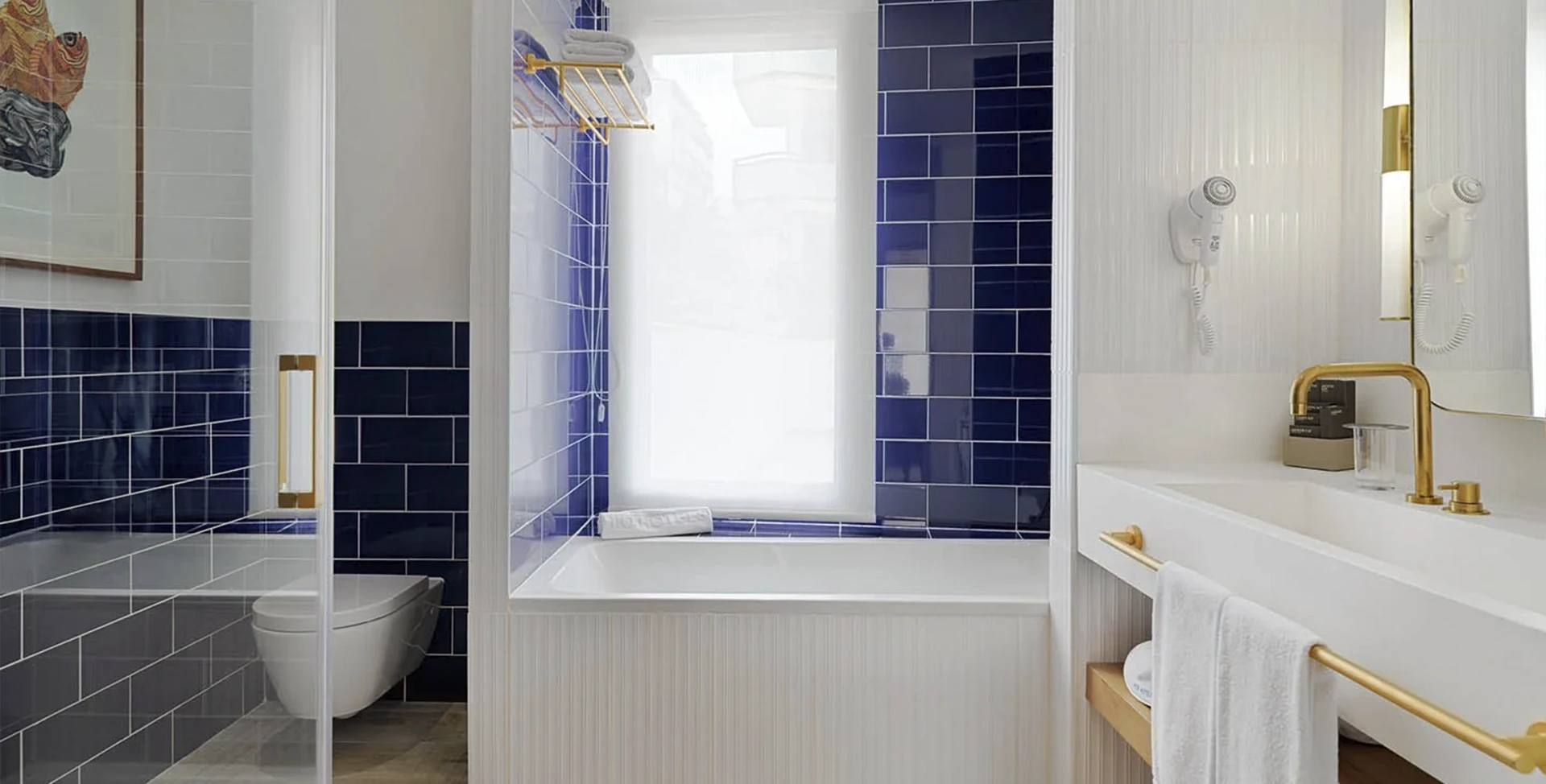sonia-bath-equipment-wall-white-hair-dryer-hotel-poniente